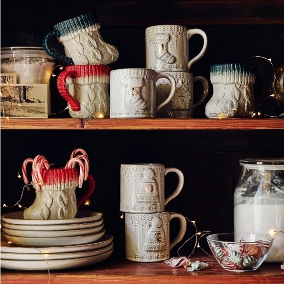 Anthropologie NWT Snowcap Reactive-Glazed Monogram Mug “P” Holiday Cozy Fall - Picture 11 of 12